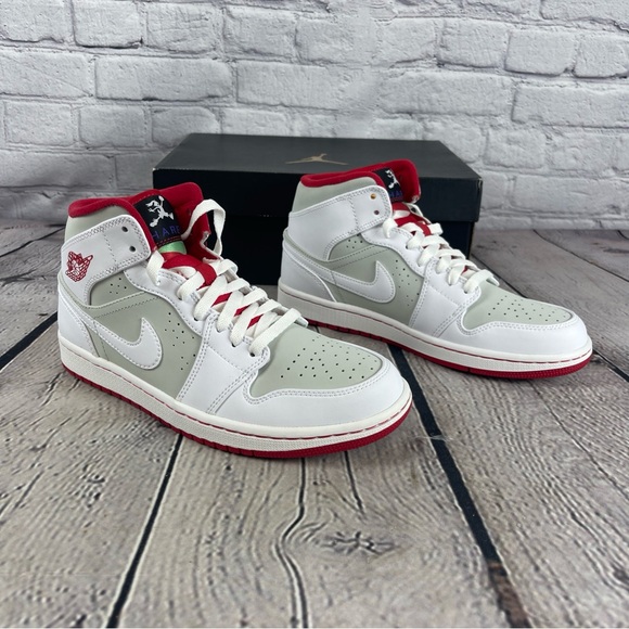 Nike Air‎ Jordan 1 Mid WB Hare Men’s Size 8 2015 NEW WITH BOX - Picture 2 of 11
